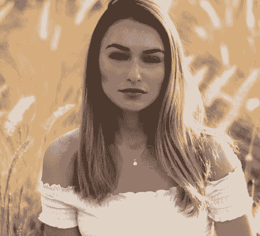 How Do You Pace Yourself in a New Relationship With a Girl?